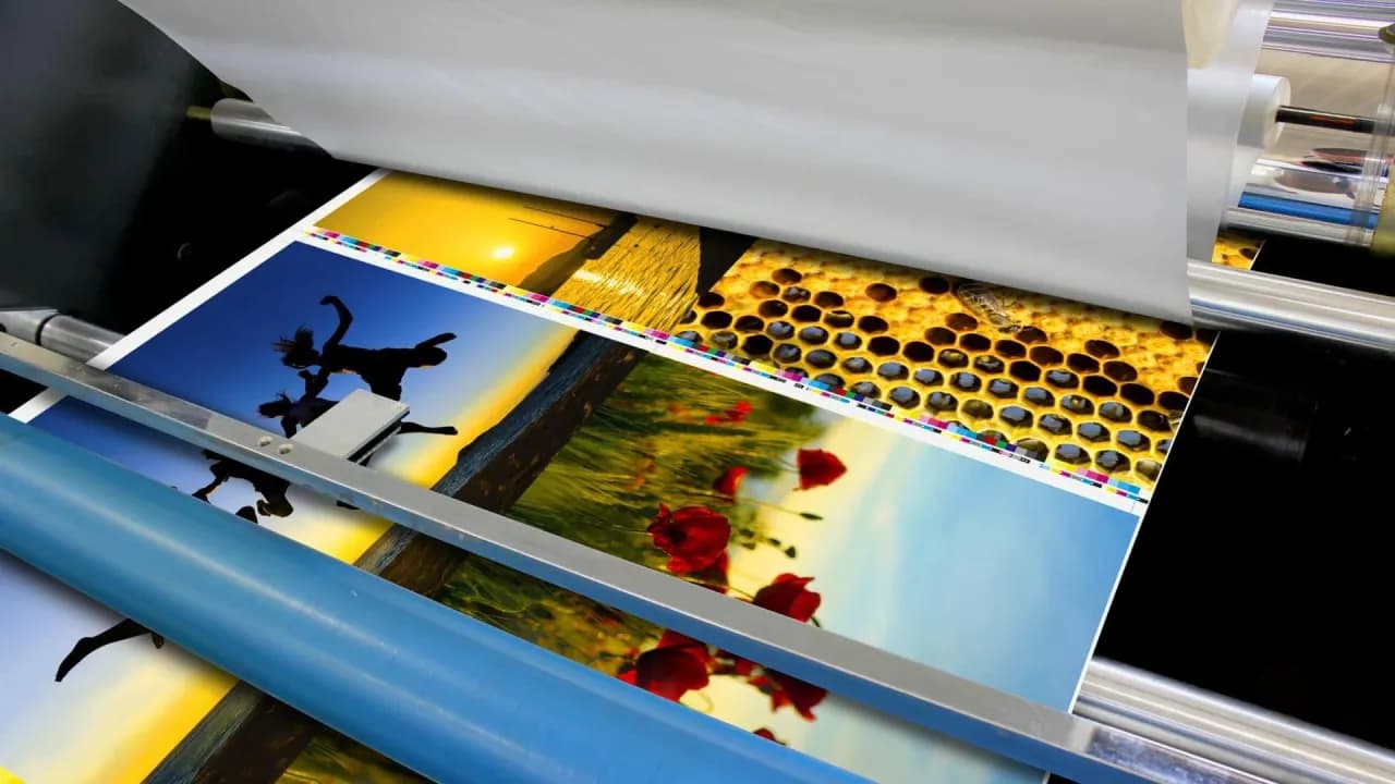 Najlepsze drukarnie w Częstochowie oferujące druk na folii samoprzylepnej